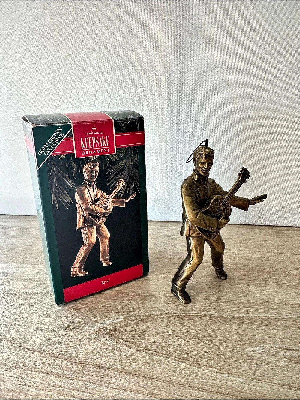Hallmark 1992 Elvis Keepsake Ornament Brass-Plated Brown & Green